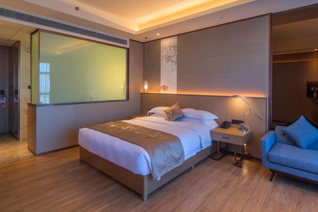Ramada Plaza By Wyndham Changsha Wangcheng Exterior foto